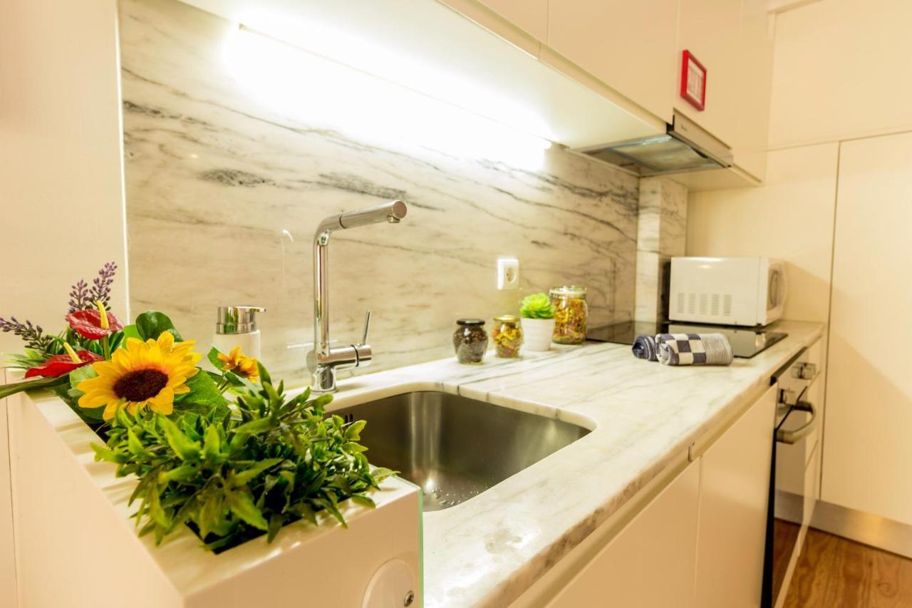 Guest H4U - Bonjardim Terrasse Center Apartamento Porto Exterior foto